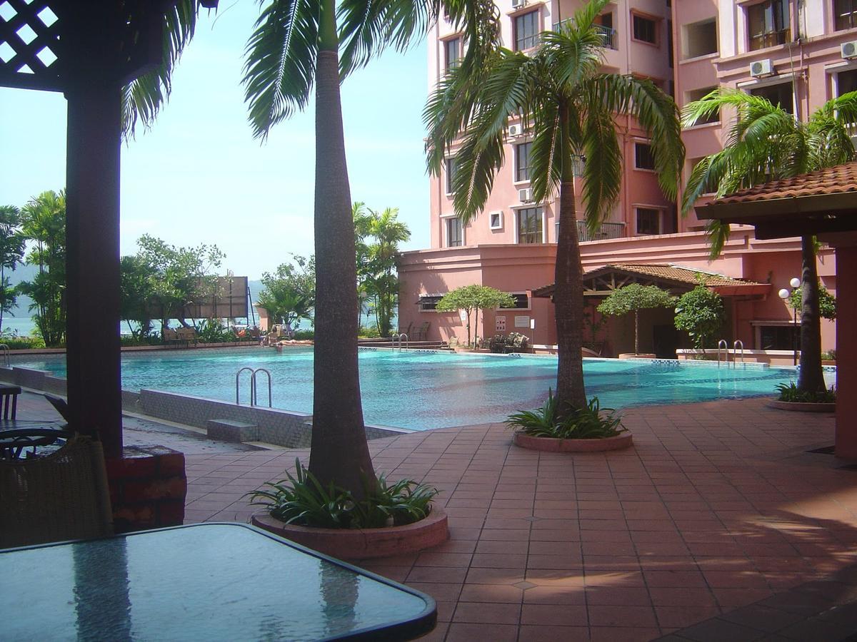 Marina Condominium Holiday Homestay Kota Kinabalu Bagian luar foto